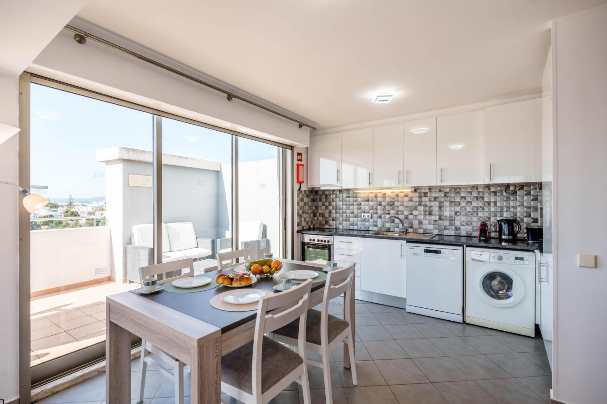 Breathtaking Coral Ocean View Apartment At Oa Portimão Exterior photo