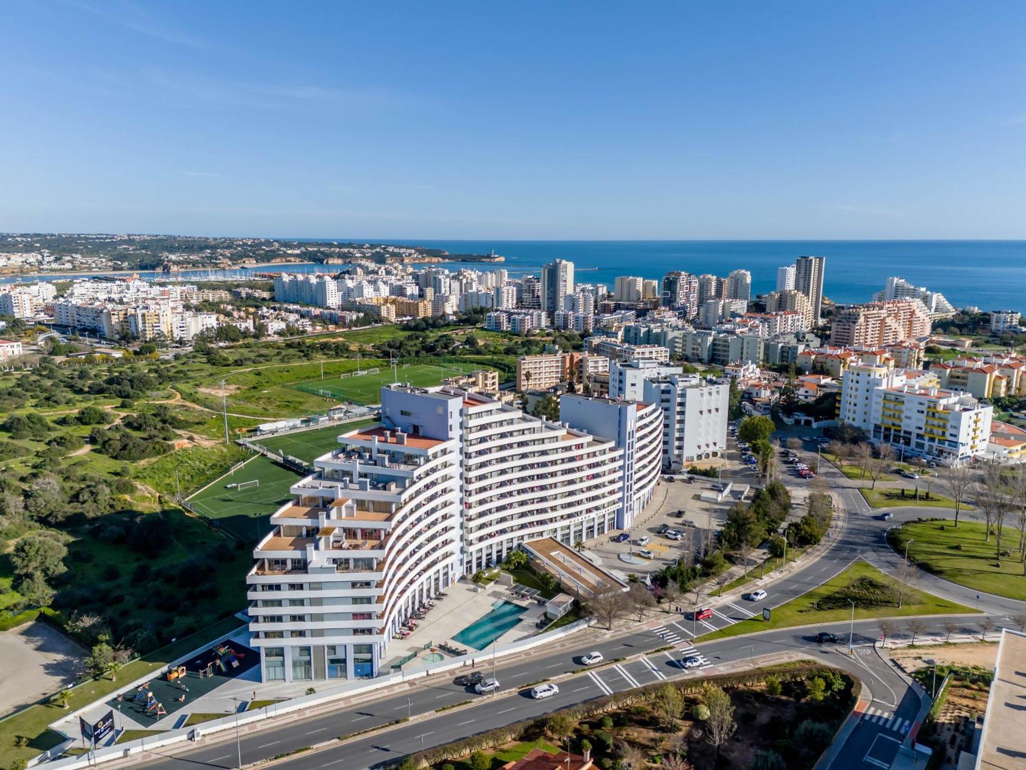Breathtaking Coral Ocean View Apartment At Oa Portimão Exterior photo