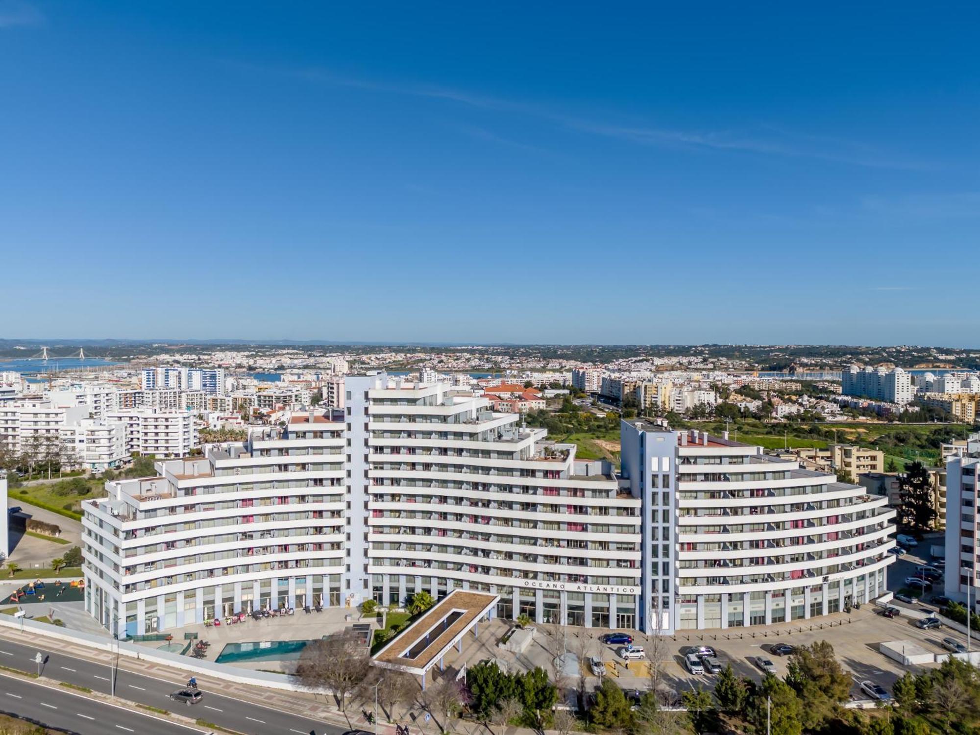 Breathtaking Coral Ocean View Apartment At Oa Portimão Exterior photo