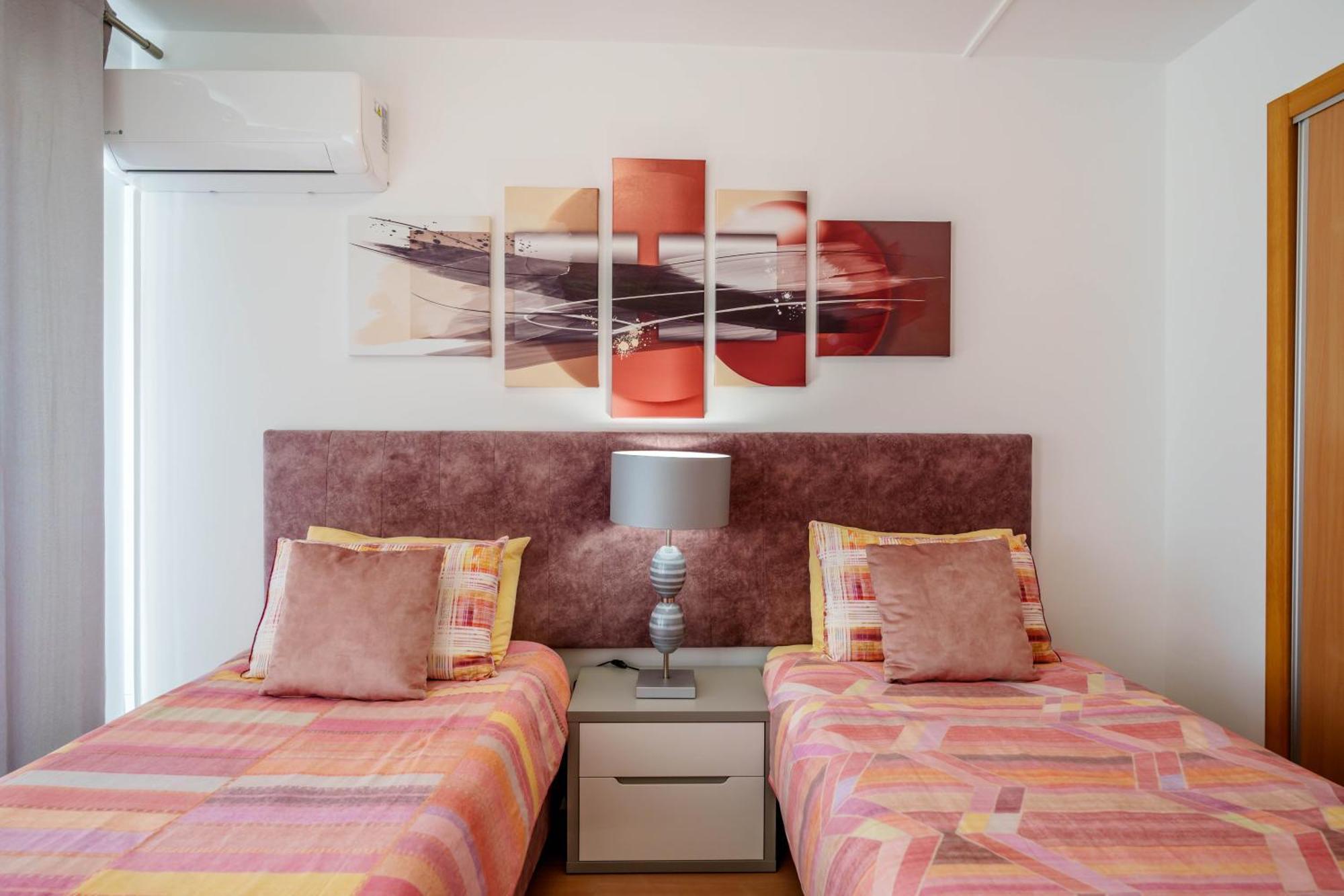 Breathtaking Coral Ocean View Apartment At Oa Portimão Exterior photo
