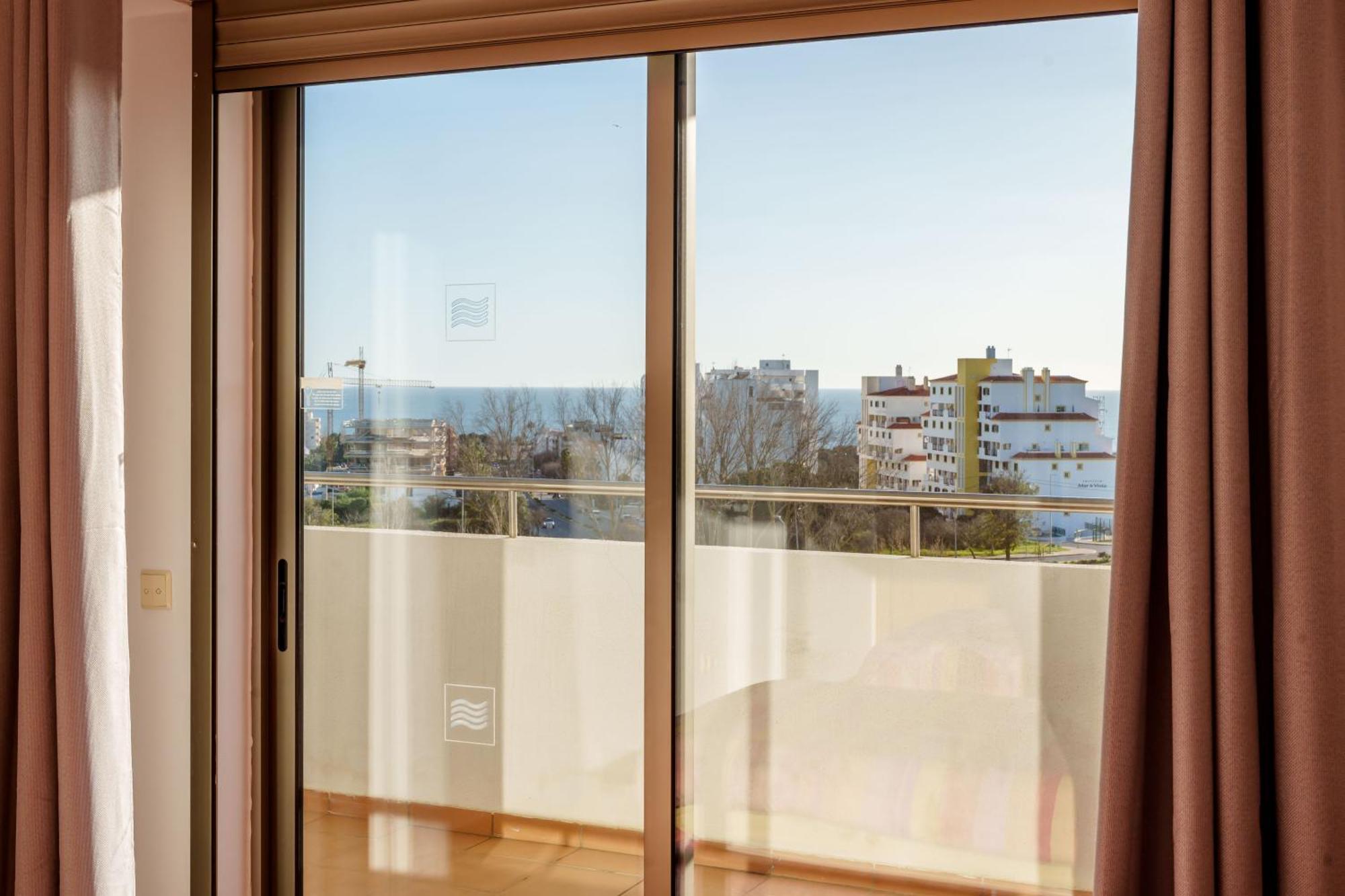 Breathtaking Coral Ocean View Apartment At Oa Portimão Exterior photo