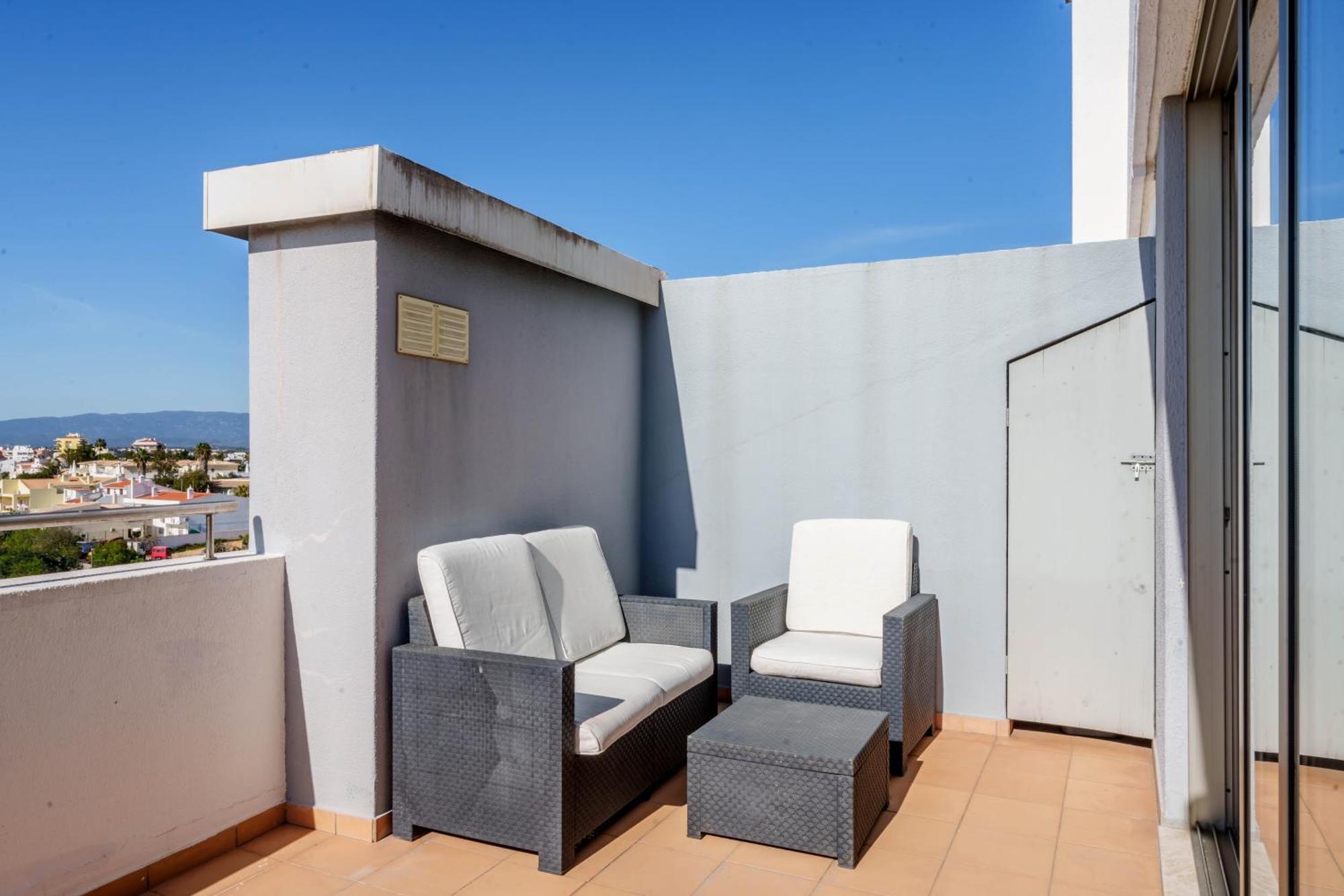 Breathtaking Coral Ocean View Apartment At Oa Portimão Exterior photo