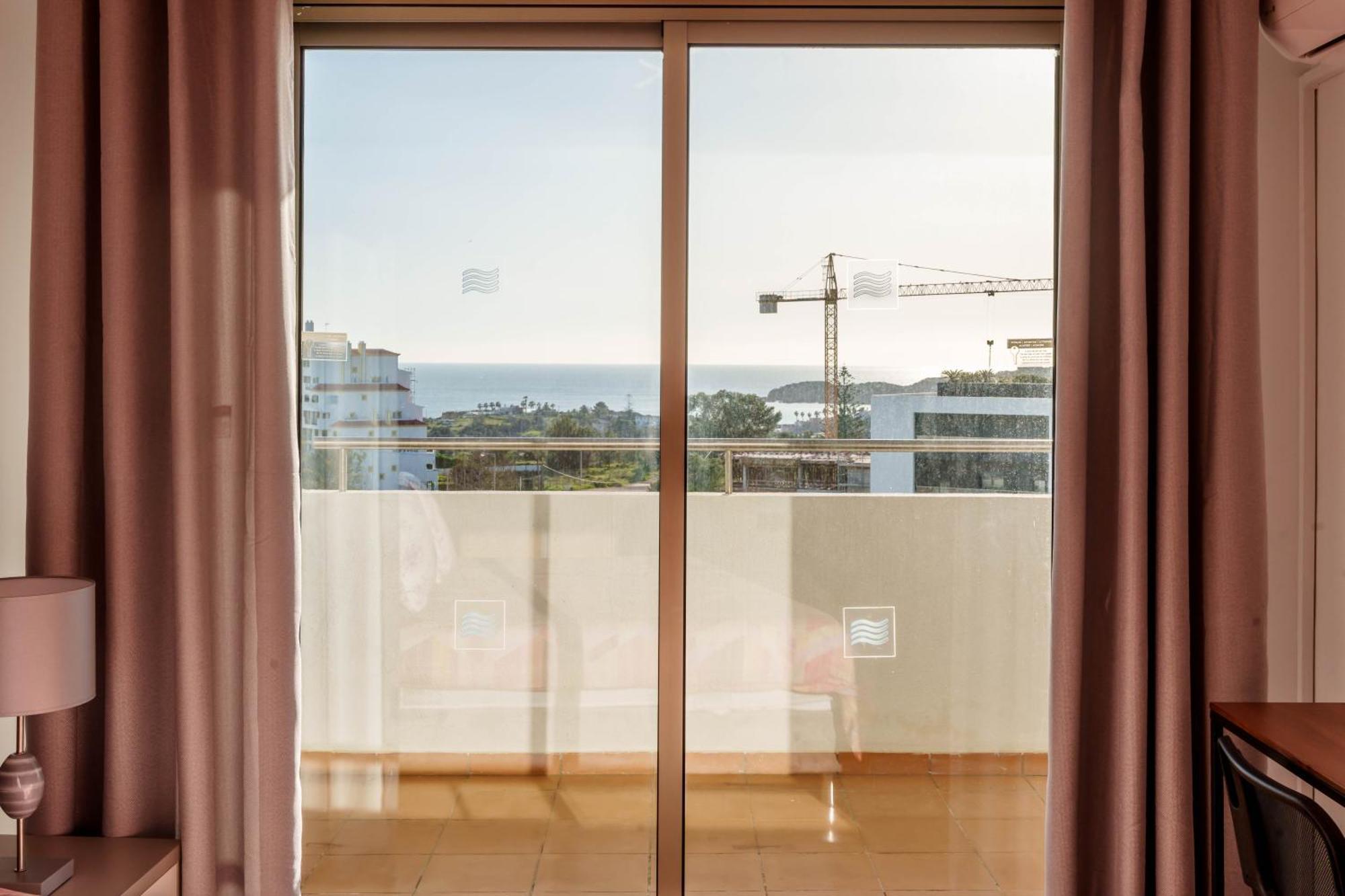 Breathtaking Coral Ocean View Apartment At Oa Portimão Exterior photo